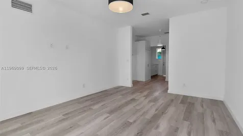 1561 Jefferson Avenue Miami Beach FL 33139