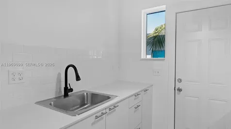 1561 Jefferson Avenue Miami Beach FL 33139