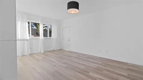 1561 Jefferson Avenue Miami Beach FL 33139