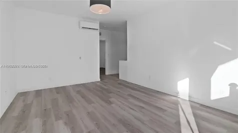 1561 Jefferson Avenue Miami Beach FL 33139