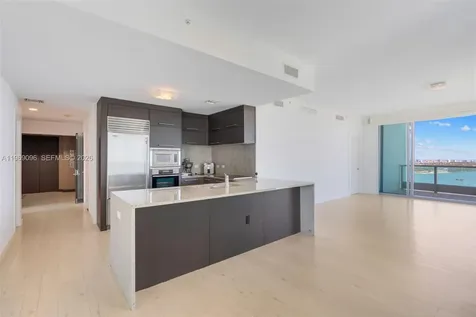 900 Biscayne Boulevard Miami FL 33132