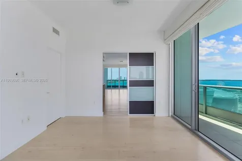 900 Biscayne Boulevard Miami FL 33132