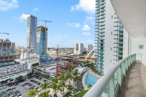 900 Biscayne Boulevard Miami FL 33132