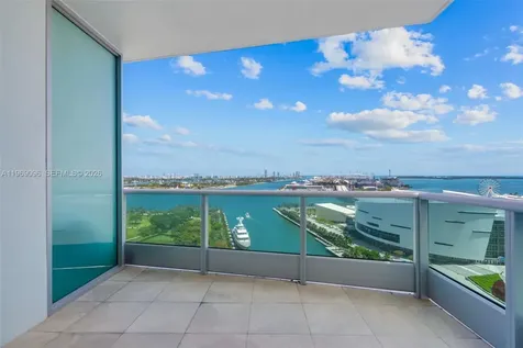 900 Biscayne Boulevard Miami FL 33132