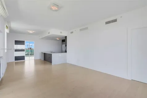 900 Biscayne Boulevard Miami FL 33132