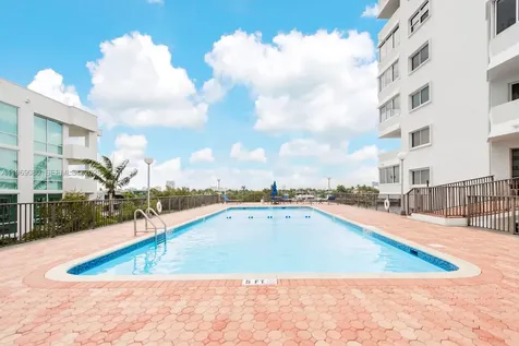 333 Sunset Drive Fort Lauderdale FL 33301