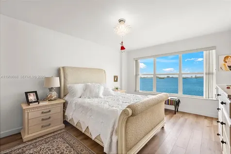 11111 Biscayne Boulevard Miami FL 33181