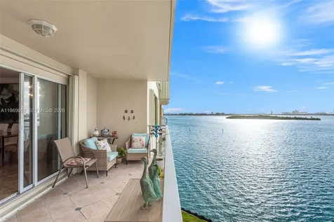 11111 Biscayne Boulevard Miami FL 33181