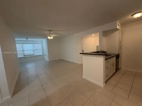 2826 S University Drive Davie FL 33328
