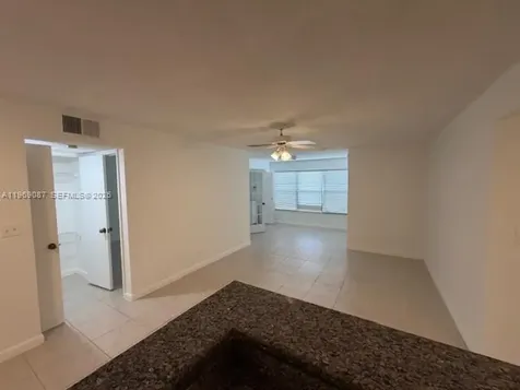 2826 S University Drive Davie FL 33328