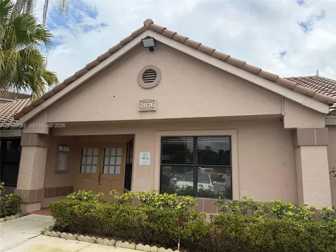 2826 S University Drive Davie FL 33328