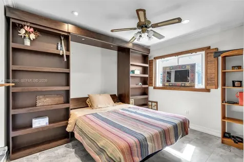 1508 N 74th Terrace Hollywood FL 33024