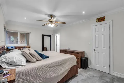 1508 N 74th Terrace Hollywood FL 33024