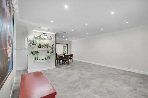 1508 N 74th Terrace Hollywood FL 33024