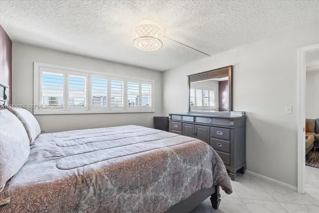 3201 NE 8th Street Pompano Beach FL 33062