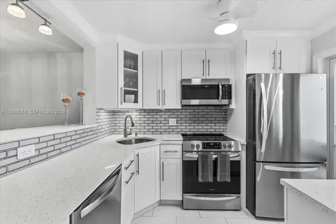 3201 NE 8th Street Pompano Beach FL 33062