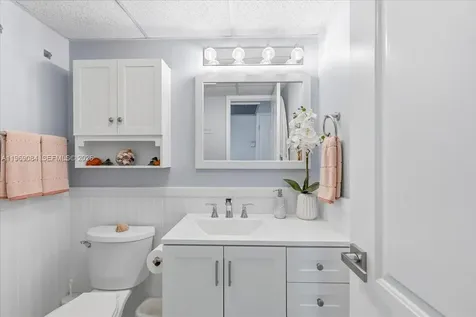 3201 NE 8th Street Pompano Beach FL 33062