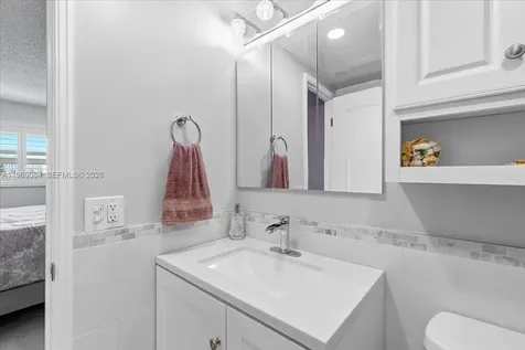3201 NE 8th Street Pompano Beach FL 33062