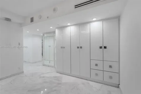 19195 NE 36th Court Aventura FL 33180