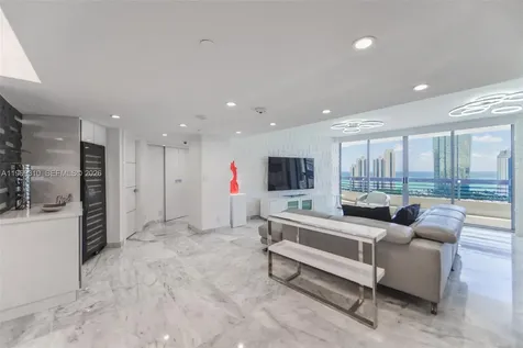 19195 NE 36th Court Aventura FL 33180
