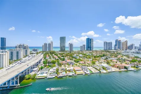 19195 NE 36th Court Aventura FL 33180
