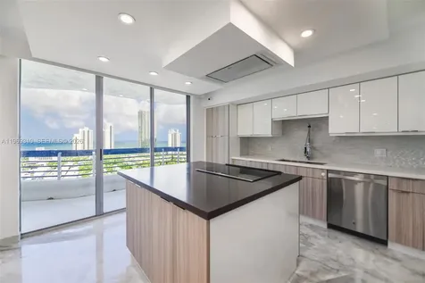 19195 NE 36th Court Aventura FL 33180