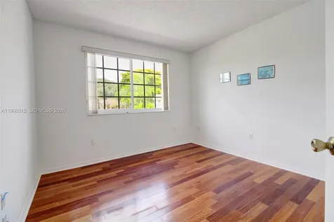 15490 SW 47th Street Miami FL 33185