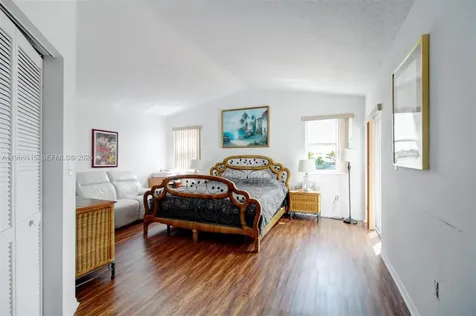 15490 SW 47th Street Miami FL 33185