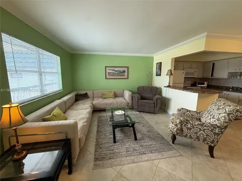 127 Tuscany B Delray Beach FL 33446
