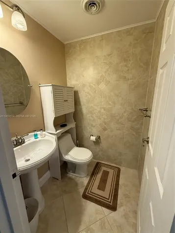 127 Tuscany B Delray Beach FL 33446