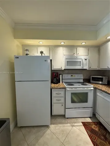 127 Tuscany B Delray Beach FL 33446