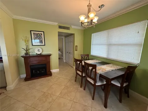 127 Tuscany B Delray Beach FL 33446
