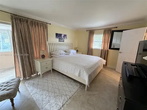 127 Tuscany B Delray Beach FL 33446