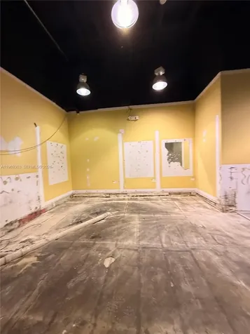 28 W Flagler Street Miami FL 33130