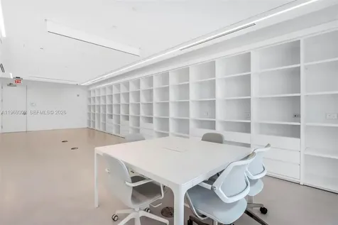 175 SW 7th Street Miami FL 33130