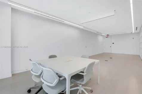 175 SW 7th Street Miami FL 33130