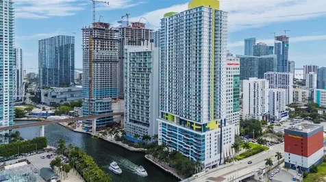 175 SW 7th Street Miami FL 33130