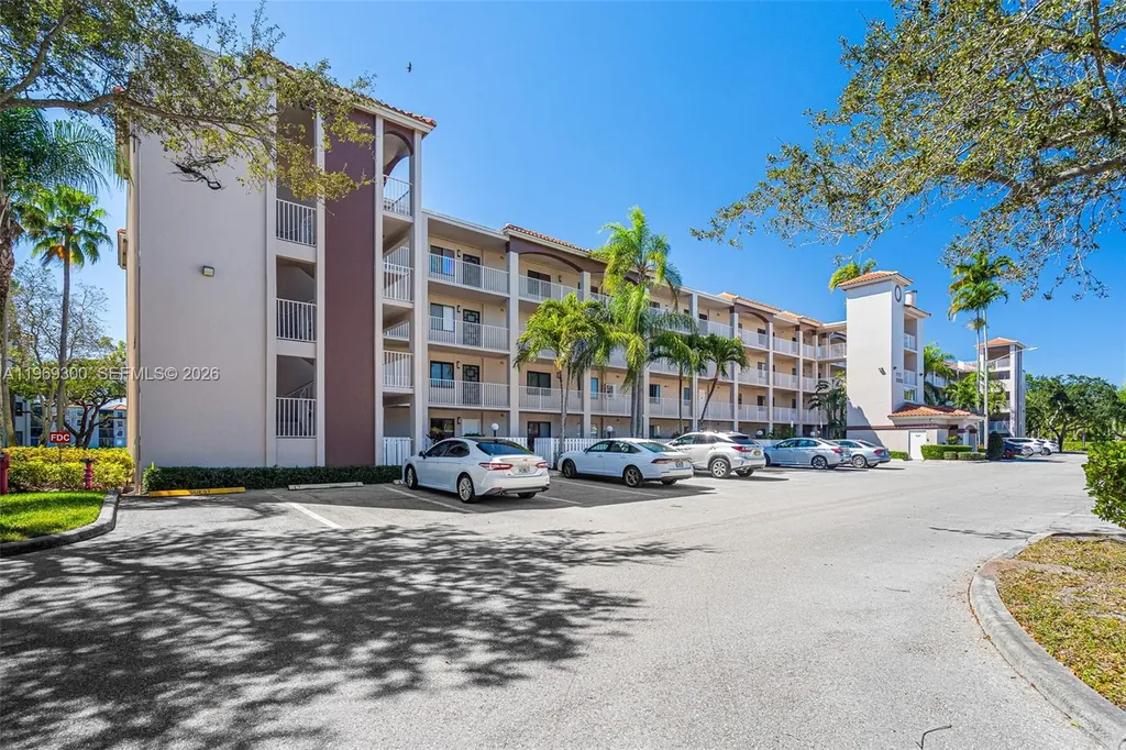 6093 Pointe Regal Circle Delray Beach FL 33484