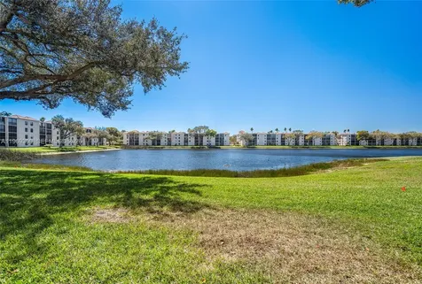 6093 Pointe Regal Circle Delray Beach FL 33484