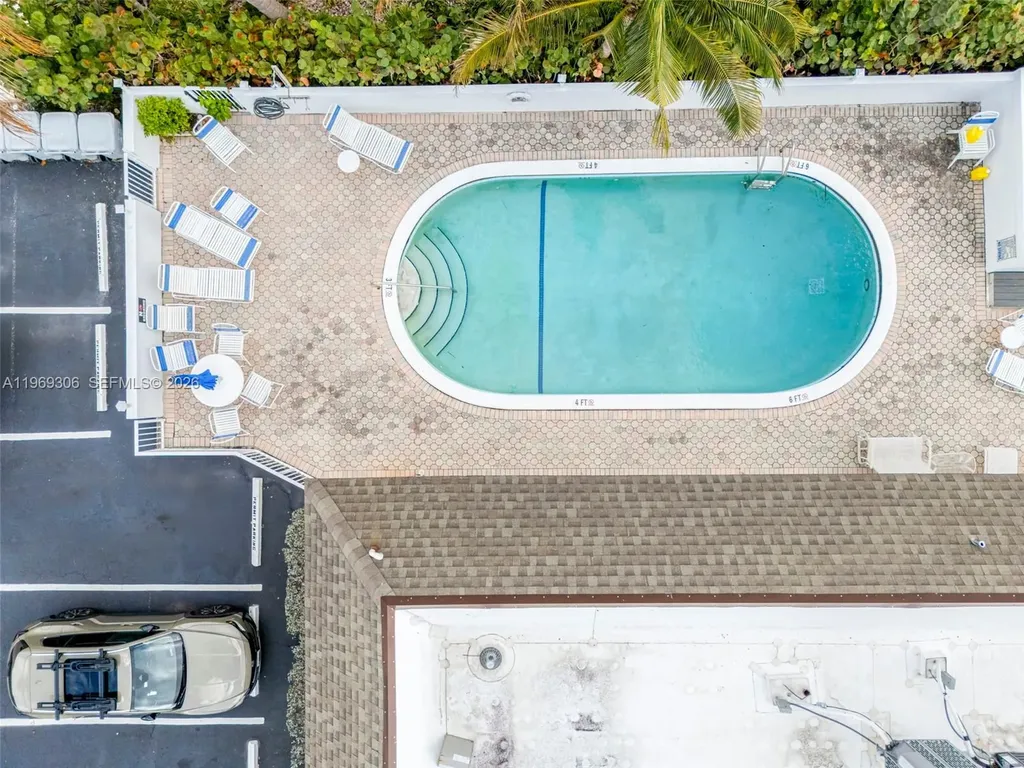 3220 NE 10th Street Pompano Beach FL 3306