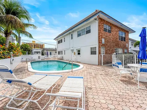 3220 NE 10th Street Pompano Beach FL 3306