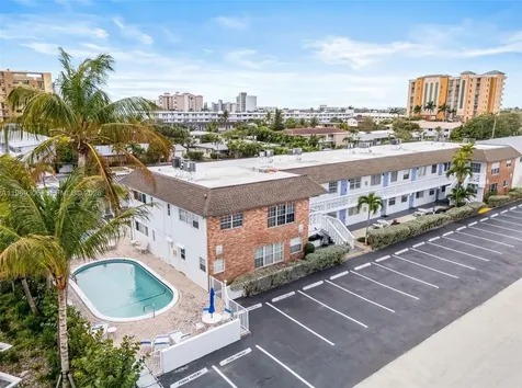3220 NE 10th Street Pompano Beach FL 3306