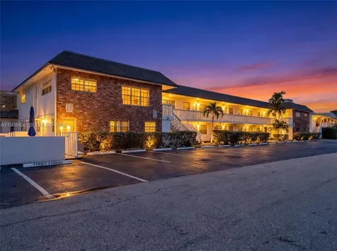 3220 NE 10th Street Pompano Beach FL 3306