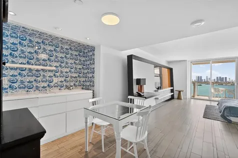 1100 West Avenue Miami Beach FL 33139