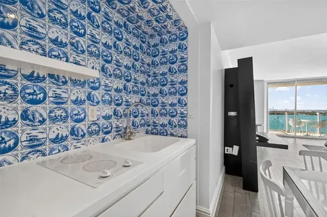 1100 West Avenue Miami Beach FL 33139