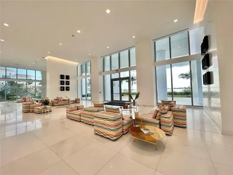 700 NE 26th Terrace Miami FL 33137