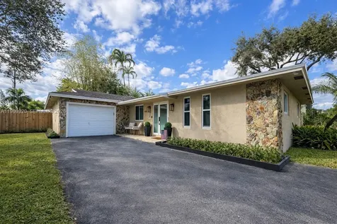 4485 SW 26th Avenue Dania Beach FL 33312