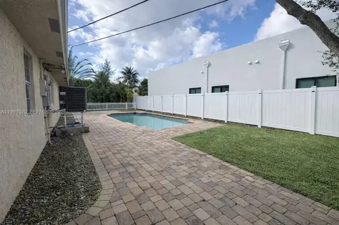 4485 SW 26th Avenue Dania Beach FL 33312
