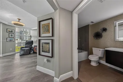 401 SW 4th Avenue Fort Lauderdale FL 33315