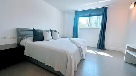 19370 Collins Avenue Sunny Isles Beach FL 33160